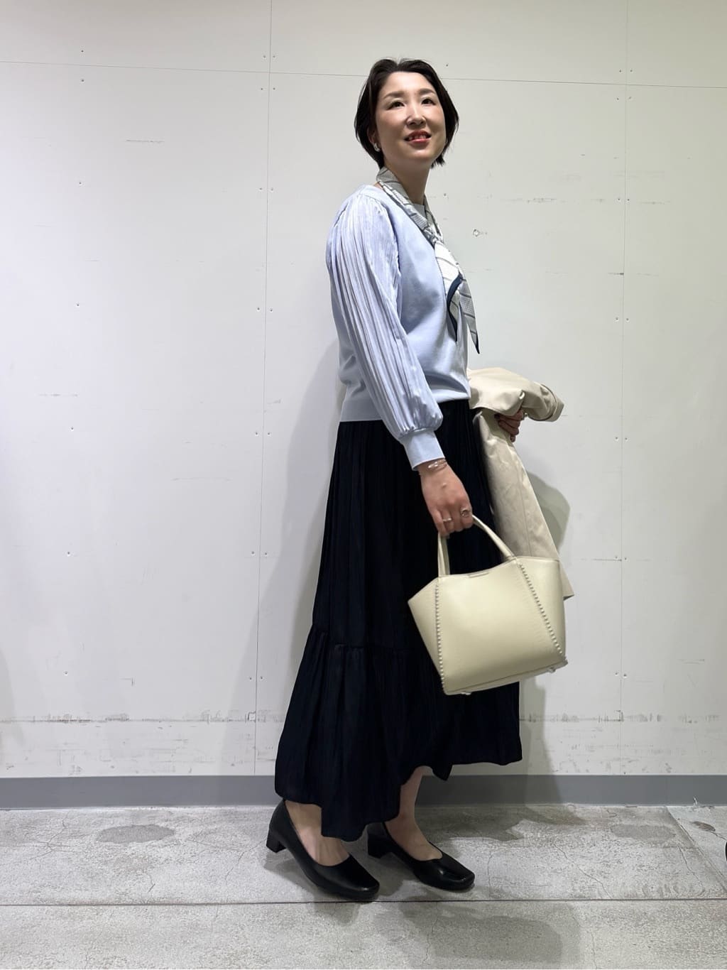 yuriさんの「INDIVI｜【洗える／華やか】袖プリーツニット」を使ったコーディネート