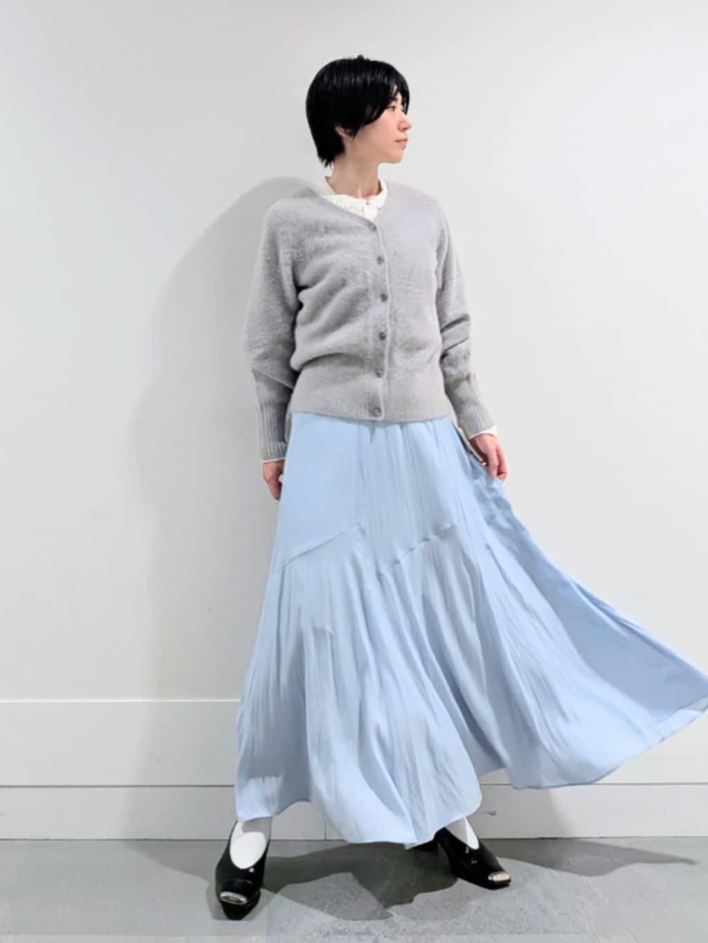 ミズタさんの「UNTITLED｜【はっ水機能/フード取り外し可】ミディダウンコート」を使ったコーディネート