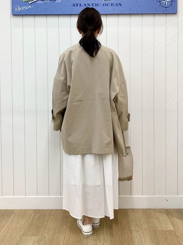 yoshiさんの「Dessin｜【花粉ガード/撥水加工/洗える】クルーネックスプリングコート」を使ったコーディネート