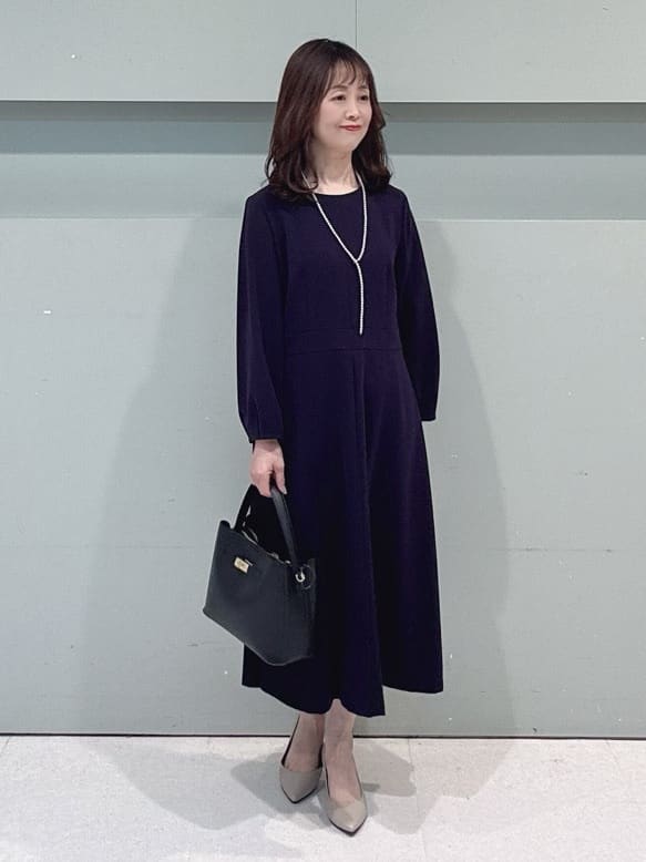 makiさんの「UNTITLED｜【セレモニー】パール調フリークリップネックレス」を使ったコーディネート