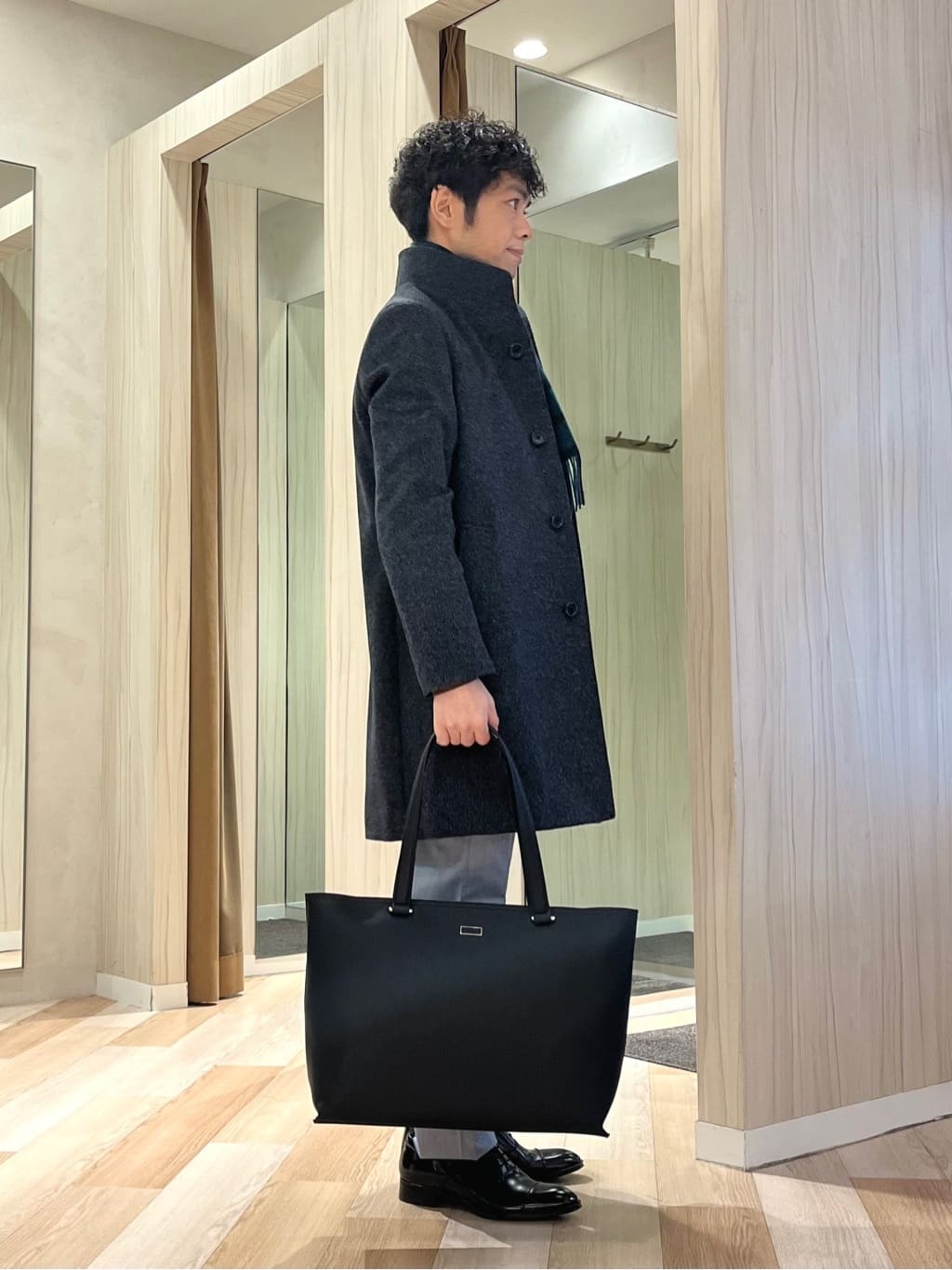 URAさんの「TAKEO KIKUCHI｜アンチピリング タートルネック ニット」を使ったコーディネート