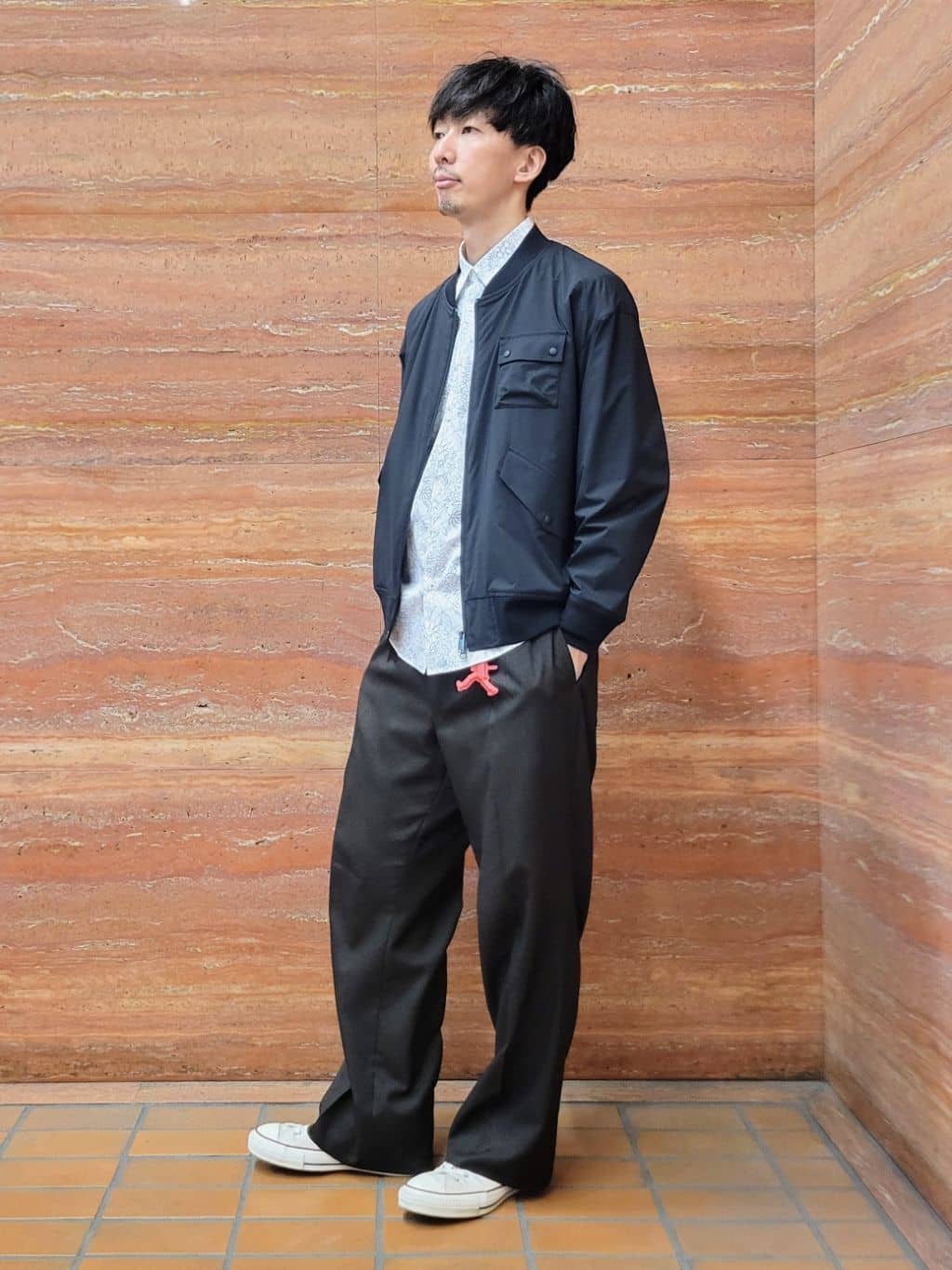 piroyaさんの「TAKEO KIKUCHI｜【BOWLER HAT LABEL】撥水 MA－1ブルゾン」を使ったコーディネート