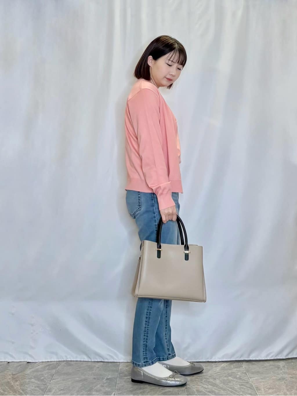 ネリさんの「SHOO･LA･RUE｜【SHOO・LA・RUE DENIM】毎日使いたくなる ストレッチデニムスキニーパンツ」を使ったコーディネート