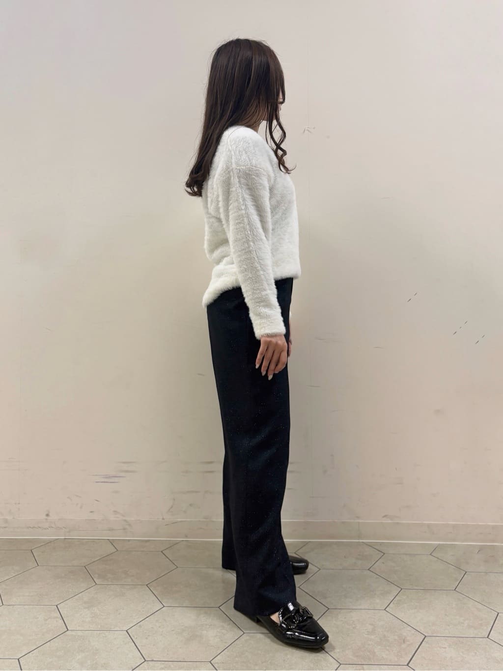 kahoさんの「INDIVI｜【洗える】エアリーシャギートップス」を使ったコーディネート