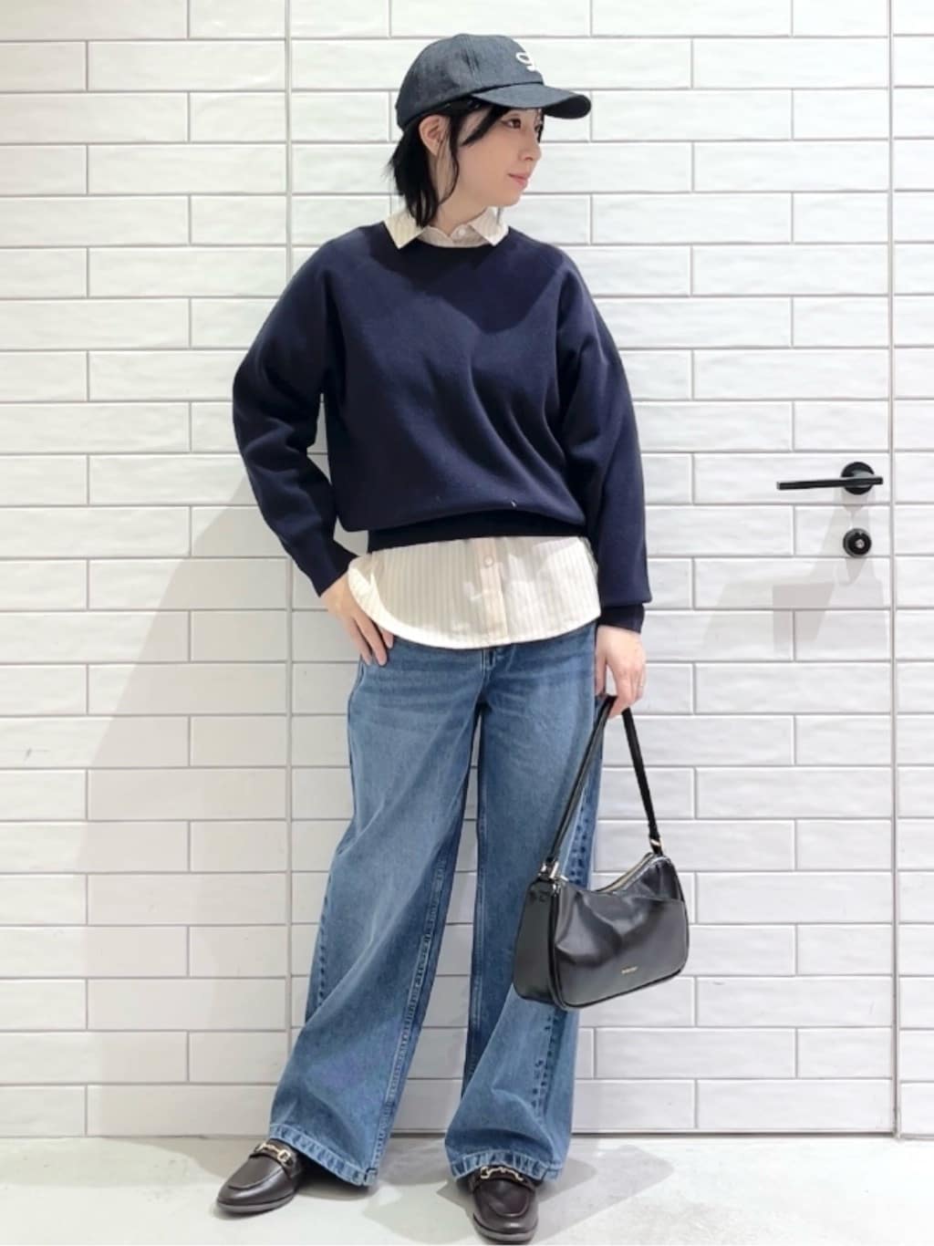 しおりさんの「OPAQUE.CLIP｜スウェットライクニット【洗濯機OK】」を使ったコーディネート