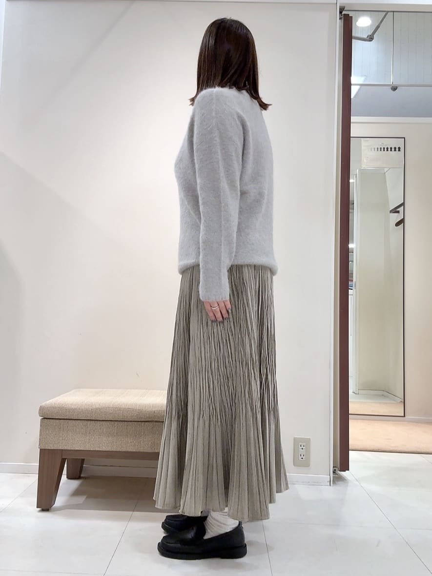 YUIさんの「UNTITLED｜【はっ水機能/フード取り外し可】ミディダウンコート」を使ったコーディネート