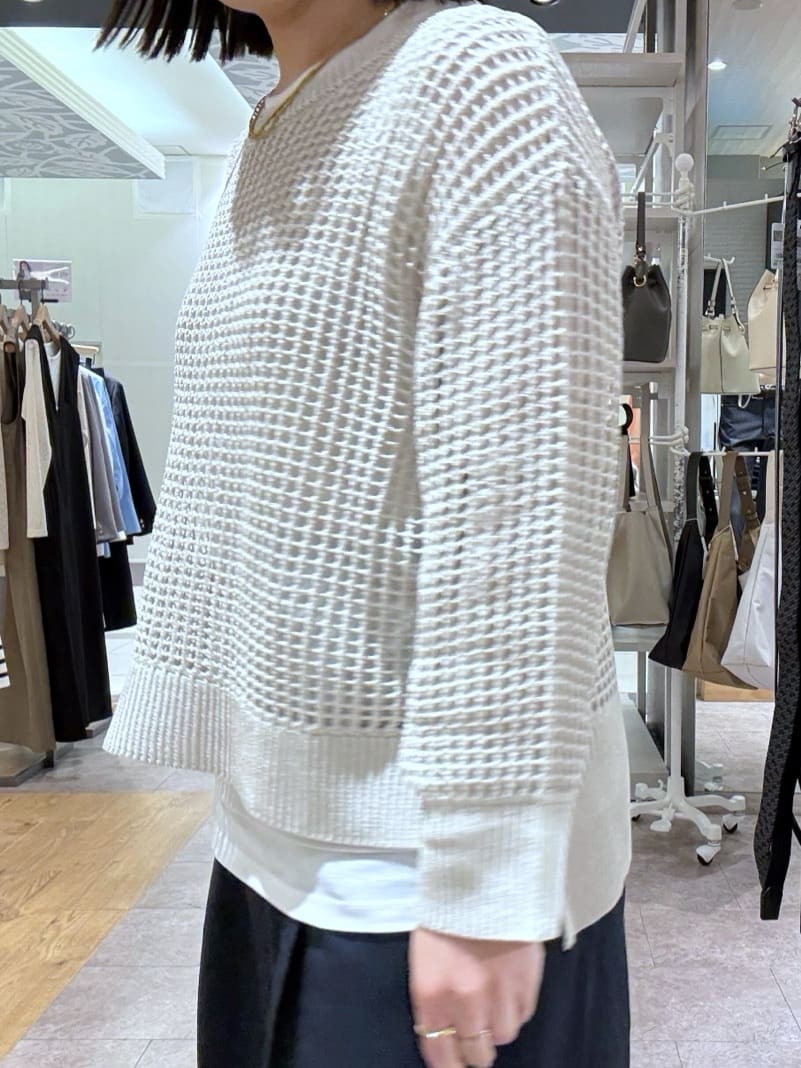 chさんの「THE SHOP TK｜メッシュニットプルオーバー」を使ったコーディネート