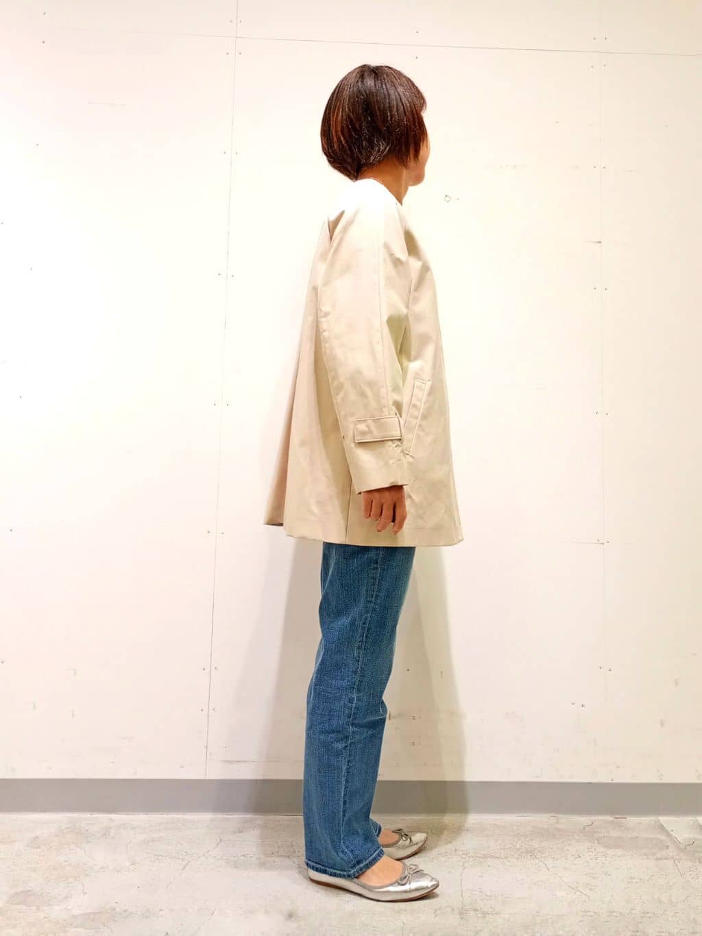 Kさんの「INDIVI｜【撥水/軽量】ミドル丈 ミニマルトレンチコート」を使ったコーディネート