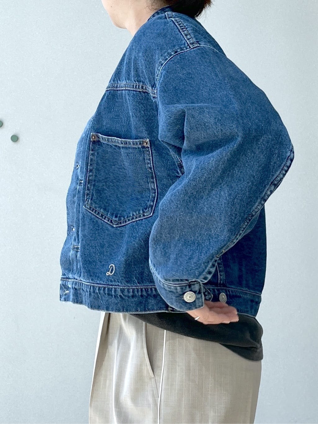 Soeさんの「DRESSTERIOR｜【ウォッシャブル】ヴィンテージバンドカラーGジャン」を使ったコーディネート