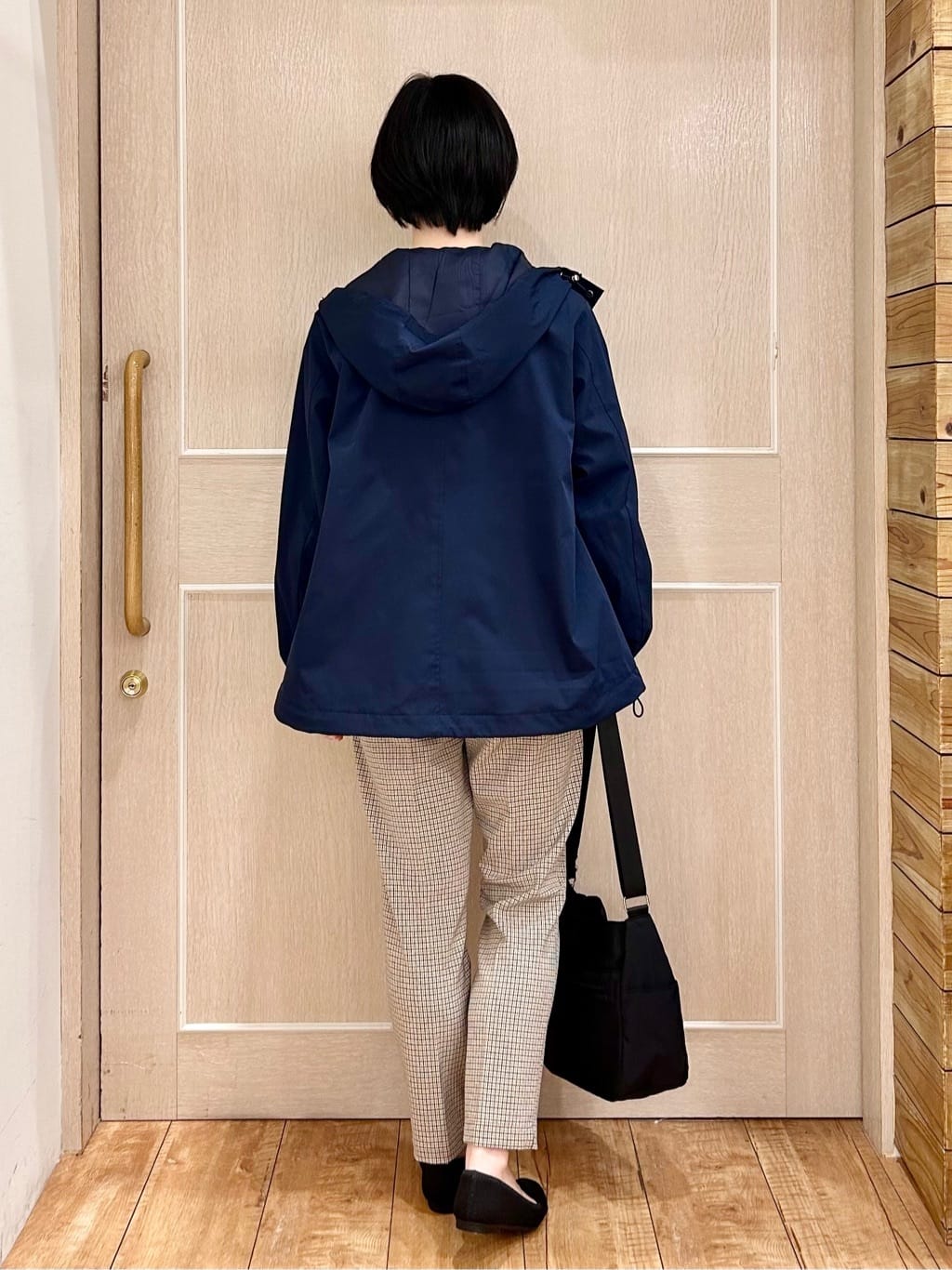 ちぐささんの「SHOO･LA･RUE｜【撥水/軽量】驚きの収納力 10ポケットショルダーバッグ」を使ったコーディネート