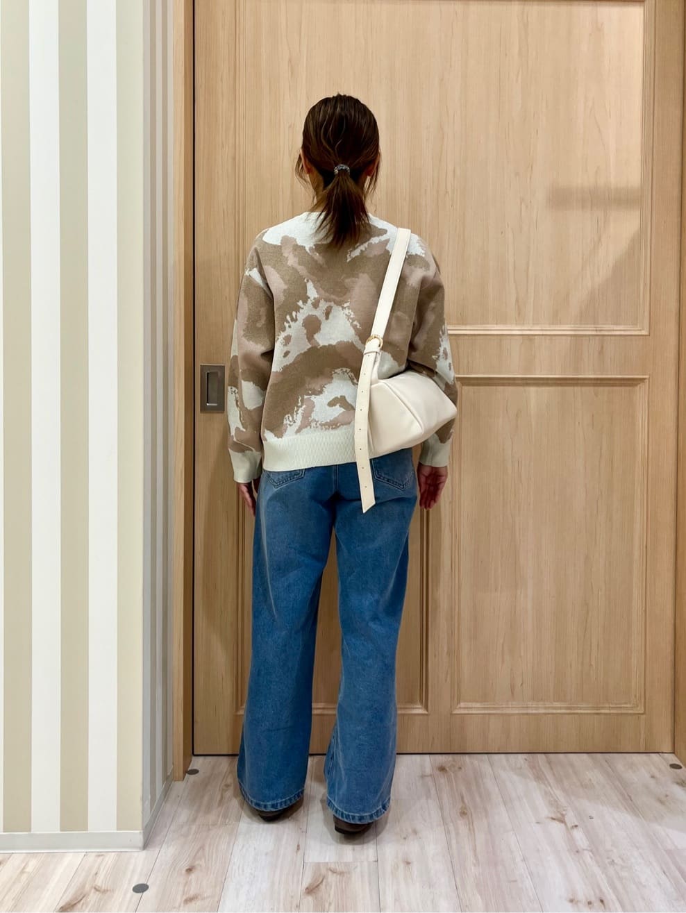 Kyokoさんの「SHOO･LA･RUE｜【洗濯機可/S-LL】1枚で華やかに ラメ入りニュアンス柄ニット」を使ったコーディネート