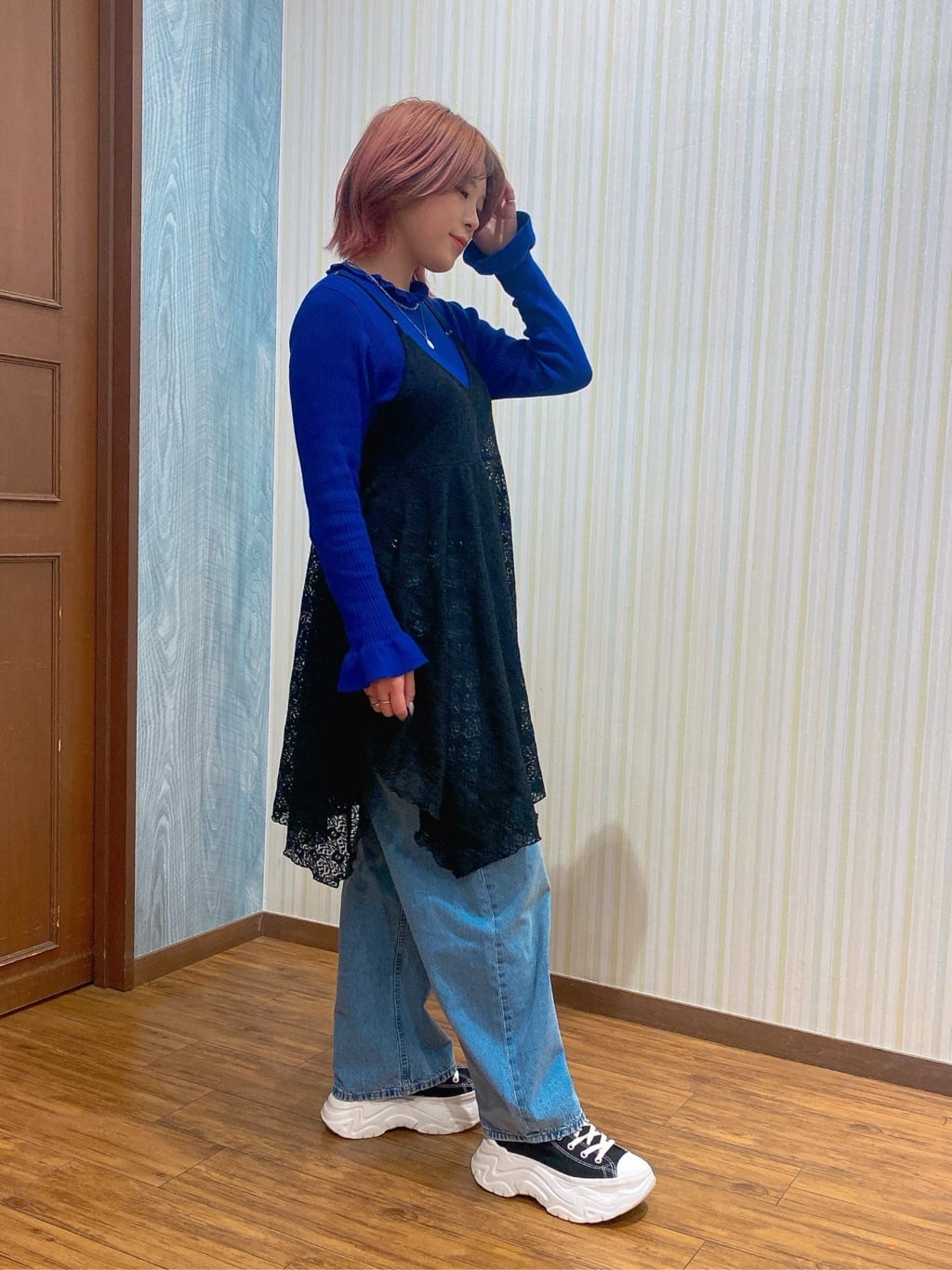 ayaさんの「SHOO･LA･RUE｜【洗濯機可/S-LL】ほどよいゆとりの もちっとやわらかリブニット」を使ったコーディネート