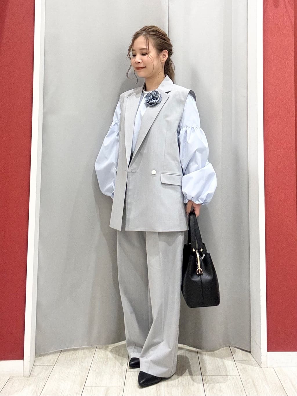 shioさんの「SHOO･LA･RUE｜【セットアップ可/S-LL/洗濯機可】サッと羽織ってこなれ見え ダブルブレストジレ」を使ったコーディネート