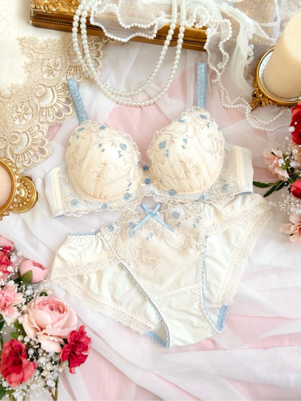anさんの「Risa Magli｜シュテファニ ブラジャー (B-C) ＜Side Shape（サイドシェイプ）＞」を使ったコーディネート