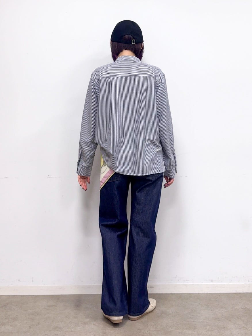 𝐜𝐡𝐢𝐤𝐚さんの「SHOO･LA･RUE｜【防花粉/洗濯機可/S-LL】ゆったり着られる 大人のテントフーディージャケット」を使ったコーディネート