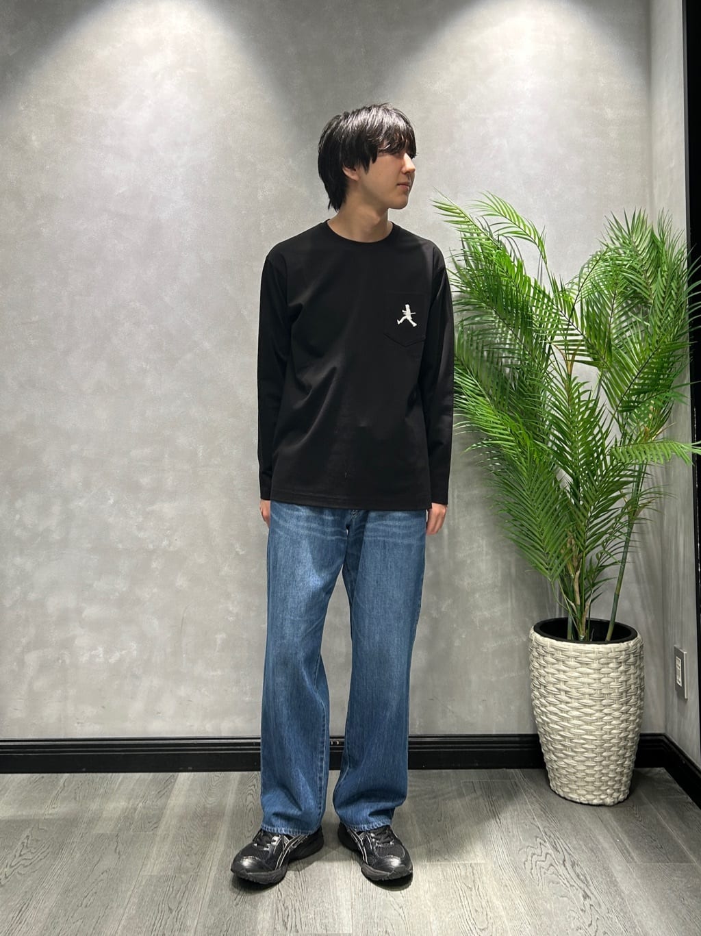 ruiさんの「TAKEO KIKUCHI｜【ON／OFF兼用】CARREMANファブリック ノーカラージャケット」を使ったコーディネート