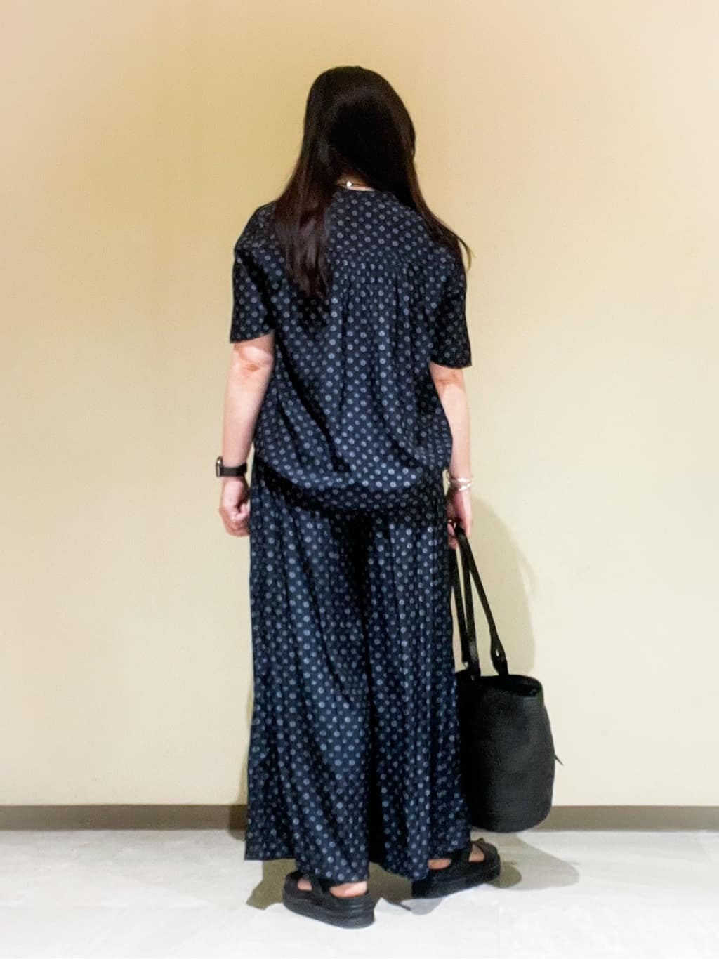 Kuwa-Pさんの「INDIVI｜クロスバングル」を使ったコーディネート