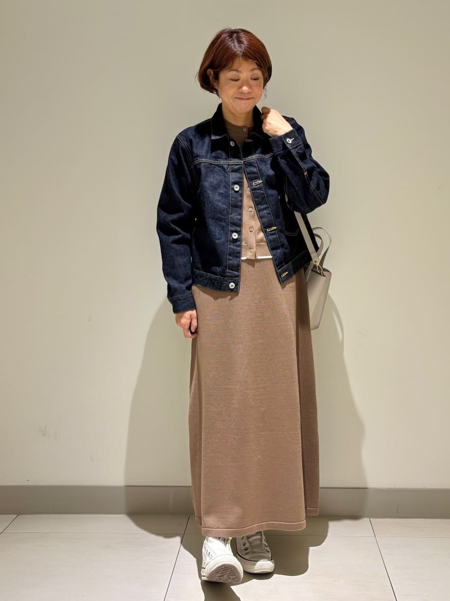 Haruさんの「Dessin｜【2点セット・洗える】ニットカーディガン&times;ノースリーブワンピース」を使ったコーディネート