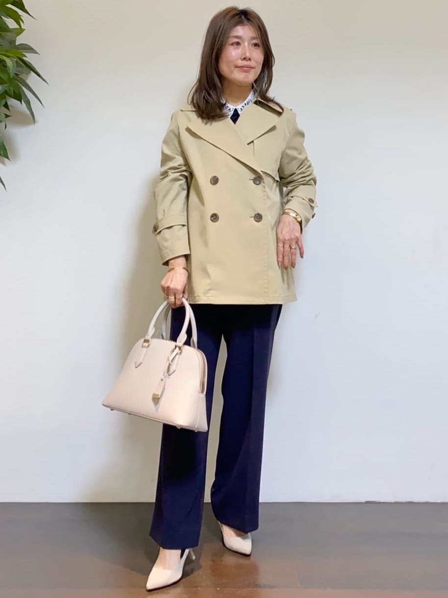 tomoさんの「UNTITLED｜【定番人気/はっ水/洗える】タスランショートトレンチコート」を使ったコーディネート