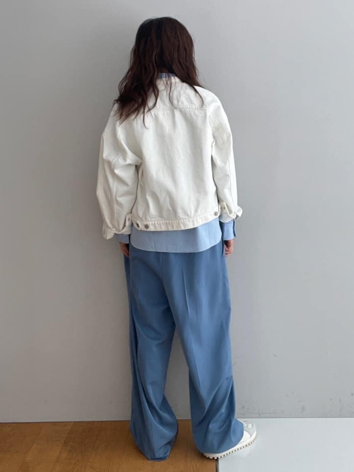 misaさんの「DRESSTERIOR｜【ウォッシャブル】バンドカラー ホワイトＧジャン」を使ったコーディネート