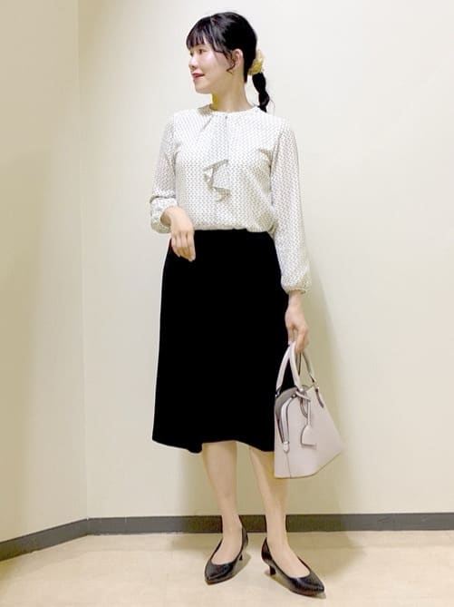  beni_gingerさんの「Reflect｜【UVカット／接触冷感】フロントフリルシフォンブラウス」を使ったコーディネート