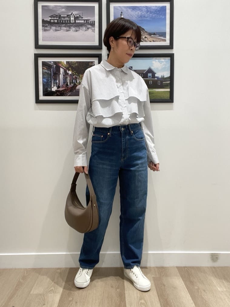 Naoさんの「Dessin｜【洗える】フリルシャツブラウス」を使ったコーディネート