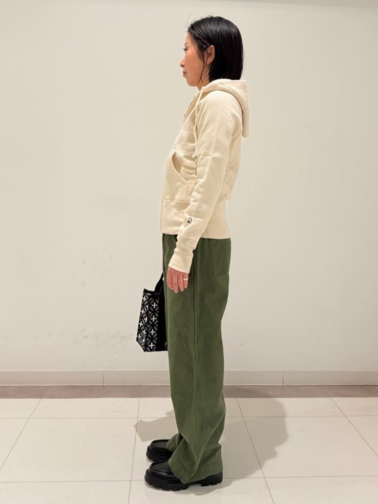 MIYAKAWAさんの「DRESSTERIOR｜デキシー吊裏毛ジップアップパーカ」を使ったコーディネート