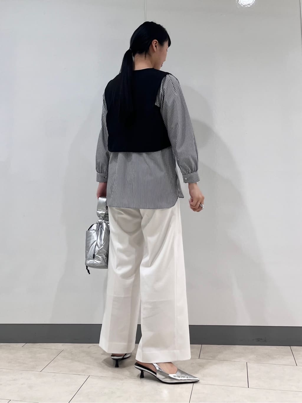 hasuさんの「INDIVI｜【洗える／UVケア】レイヤード風デザイントップス」を使ったコーディネート