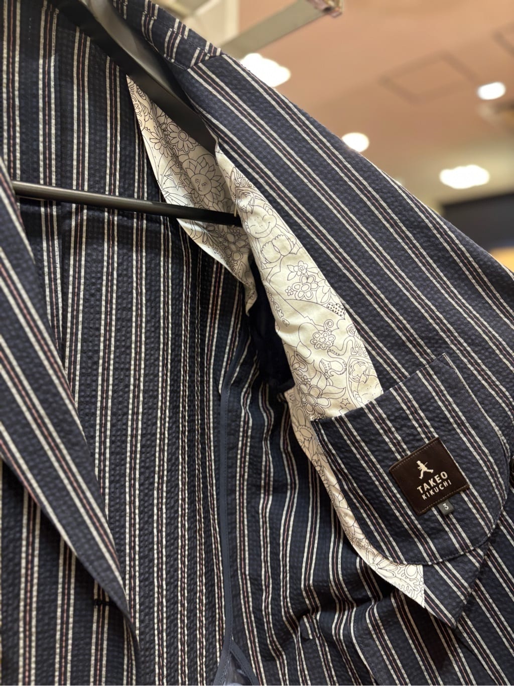 ヒナさんの「TAKEO KIKUCHI｜【BOWLER HAT LABEL】サッカーストライプ ダブルジャケット」を使ったコーディネート