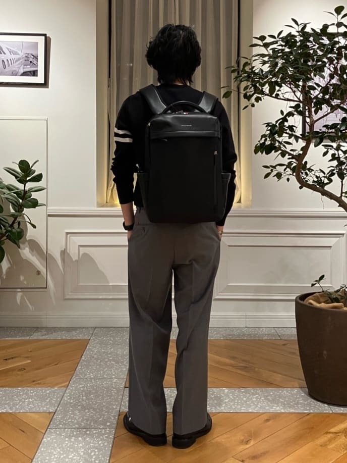 junyaさんの「DRESSTERIOR｜【ウォッシャブル】サイドゴア ワンタックワイドパンツ」を使ったコーディネート