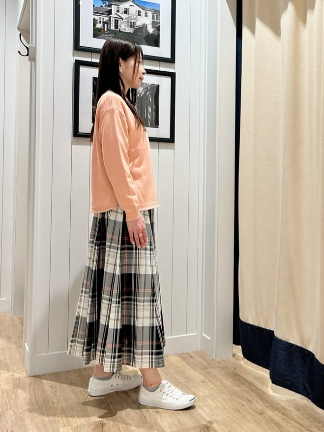 mihoさんの「Dessin｜【洗える】ミドルゲージボートネックカラーニット」を使ったコーディネート