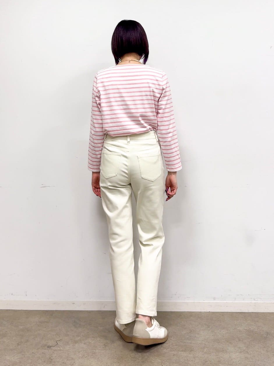 𝐜𝐡𝐢𝐤𝐚さんの「SHOO･LA･RUE｜【S-LL/洗濯機可】着こなしいろいろ 首元すっきりボートネック ボーダーロンT」を使ったコーディネート