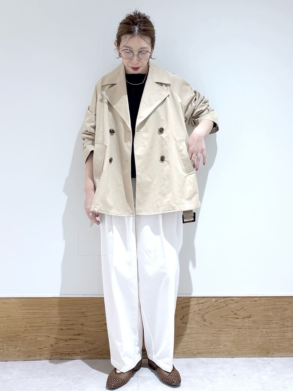 はなさんの「OPAQUE.CLIP｜ミドルトレンチコート【洗濯機OK】」を使ったコーディネート