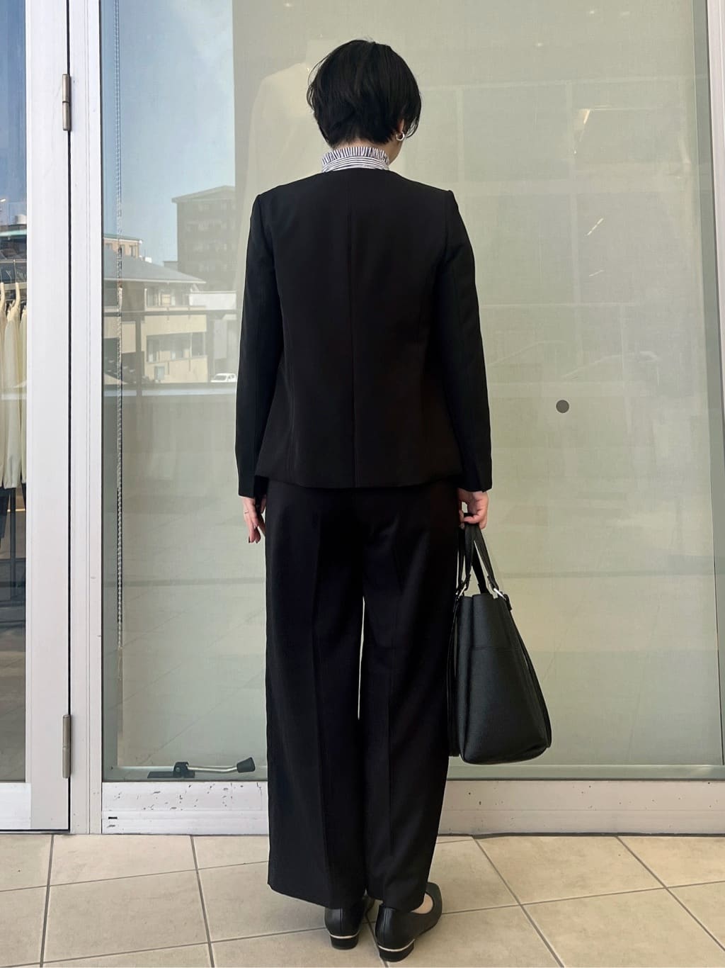 yo-koさんの「OPAQUE.CLIP｜《通勤／セットアップ対応》 Vネックジャケット／ダブルクロス【洗濯機OK】」を使ったコーディネート