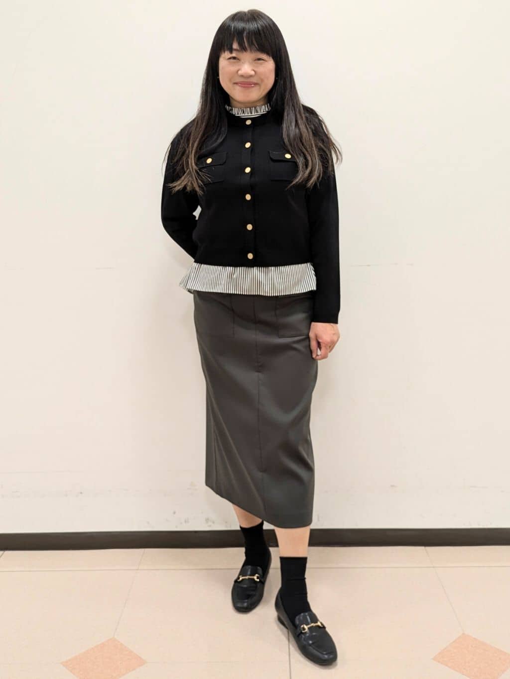 ともさんの「UNTITLED｜◆【コットン100/洗える】シャーリングフリルネックブラウス」を使ったコーディネート