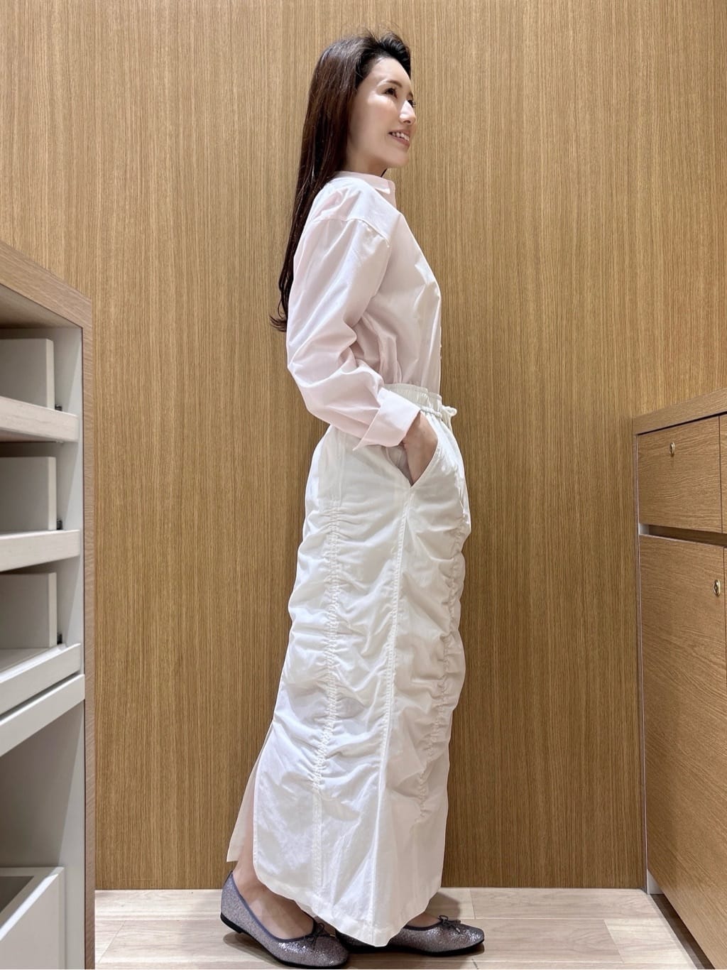 maiさんの「OPAQUE.CLIP｜ハーフZIP刺繍ロゴニット【洗濯機OK】」を使ったコーディネート