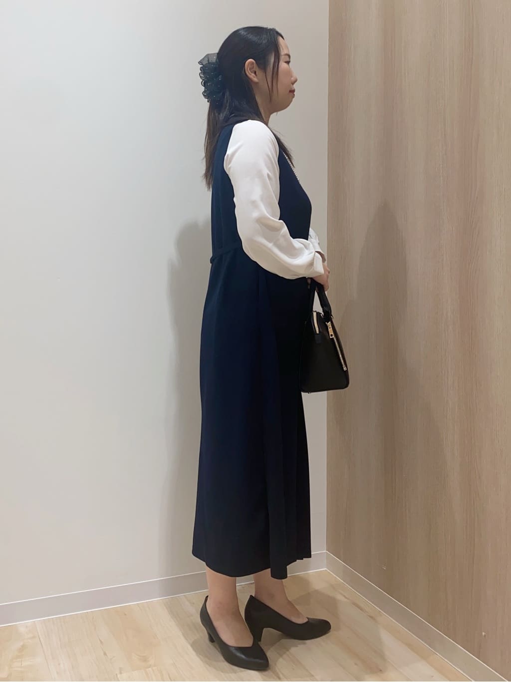 HANAさんの「grove｜【手洗いOK】フロントプリーツ袖コンシャスワンピース」を使ったコーディネート