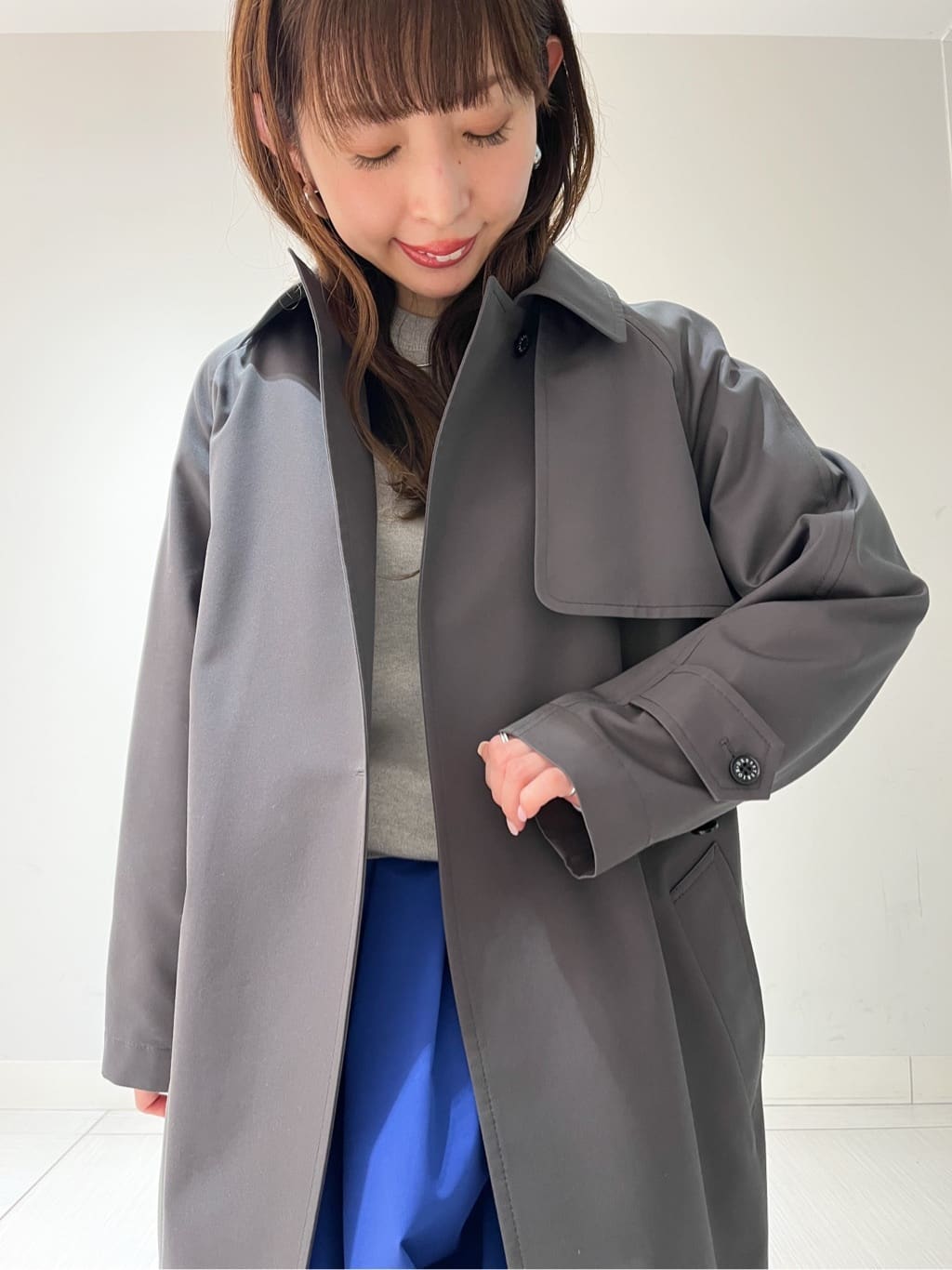 じゅんさんの「DRESSTERIOR｜【ウォッシャブル/美シルエット】ライト トレンチコート」を使ったコーディネート