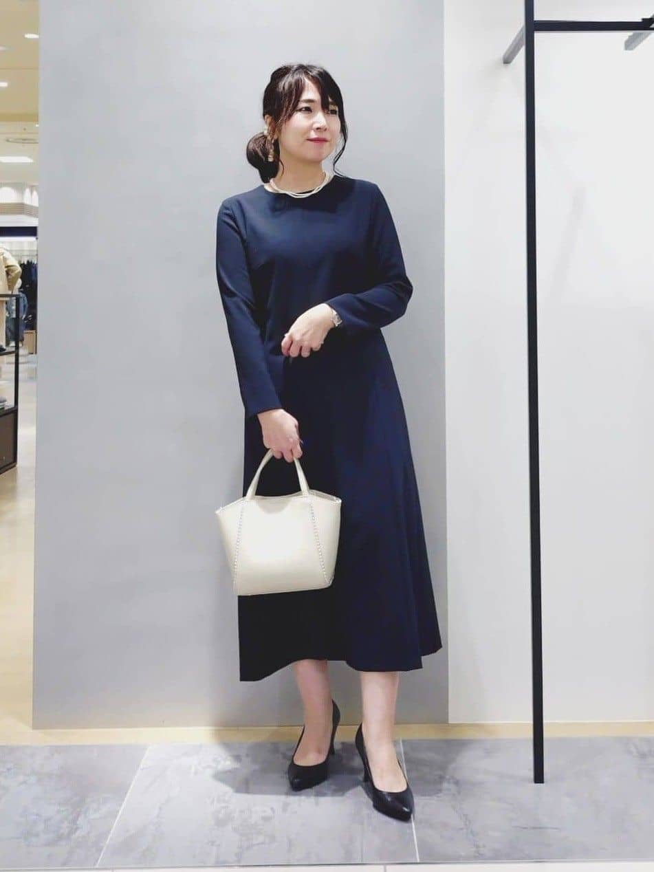 TOMOMIさんの「INDIVI｜【上品光沢／SETUP可能】スタイルUPワンピース」を使ったコーディネート