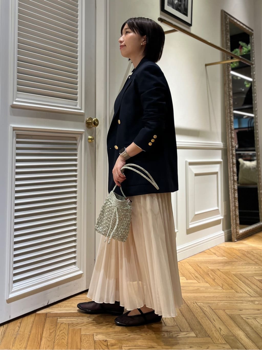 つじ まこさんの「DRESSTERIOR｜コンフォート ダブルブレザー」を使ったコーディネート
