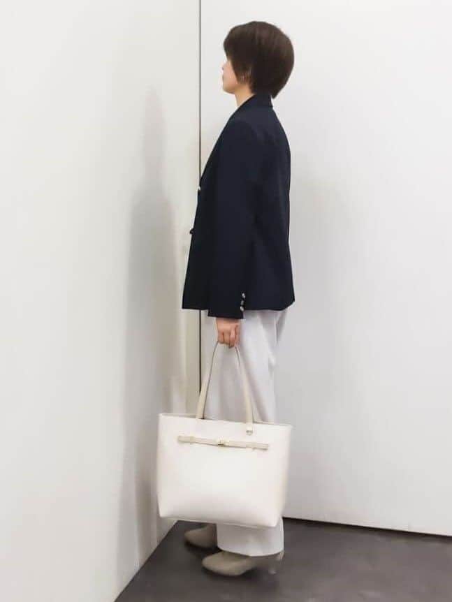 やまちゃんさんの「grove｜【マシンウォッシュ/防シワ】ダブルテーラードジャケット【着回しカセット】」を使ったコーディネート