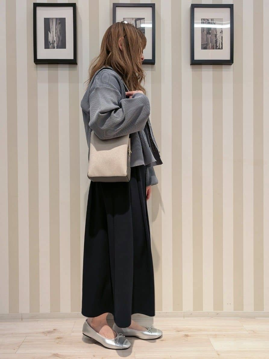 otaさんの「SHOO･LA･RUE｜【S-LL】コーデに迷わずきちんと決まる セットアップ風ワンピース」を使ったコーディネート