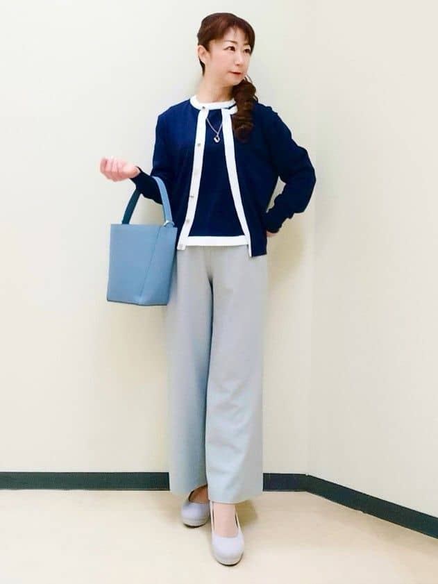 花さんの「Reflect｜【アンサンブル可】バイカラーカーディガン」を使ったコーディネート