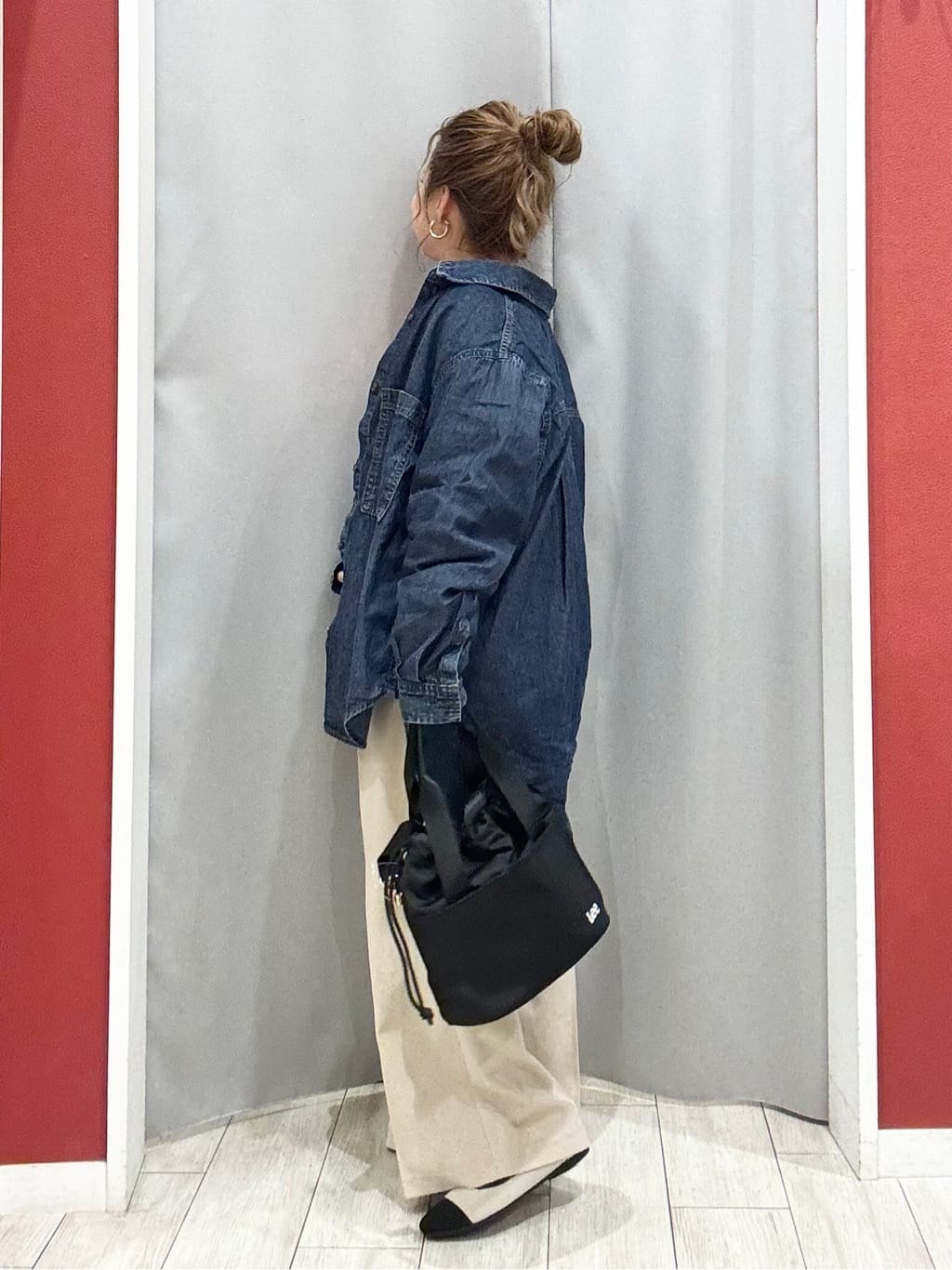 shioさんの「SHOO･LA･RUE｜【着丈選べる/S-LL】センタープレスできちんと見え イージーワイドパンツ」を使ったコーディネート