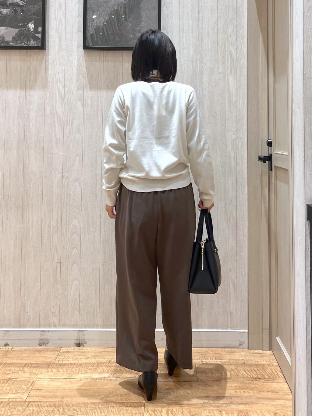 shirayuuuさんの「SHOO･LA･RUE｜【高レビュー/S-LL/着丈選べる/洗濯後しわになりにくい】スマートに見えるイージーワイドパンツ」を使ったコーディネート