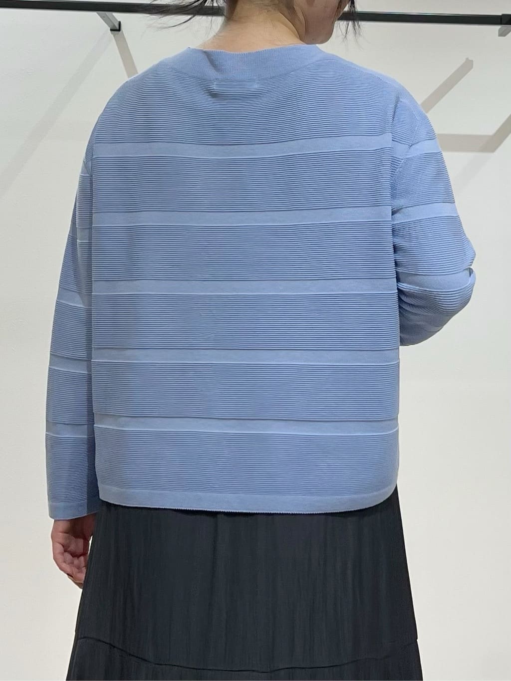 TOMOMIさんの「UNTITLED｜◆【ゆったり/洗える】クロップドニットプルオーバー」を使ったコーディネート