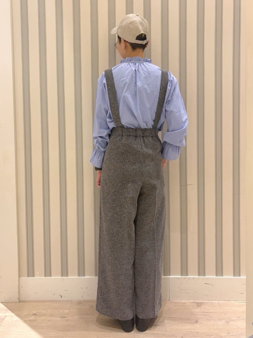  Ayumiさんの「grove｜フリルカラーリボンブラウス」を使ったコーディネート