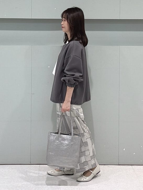 makiさんの「UNTITLED｜◆【春アウター/ゆったり】ダンボールジップブルゾン」を使ったコーディネート