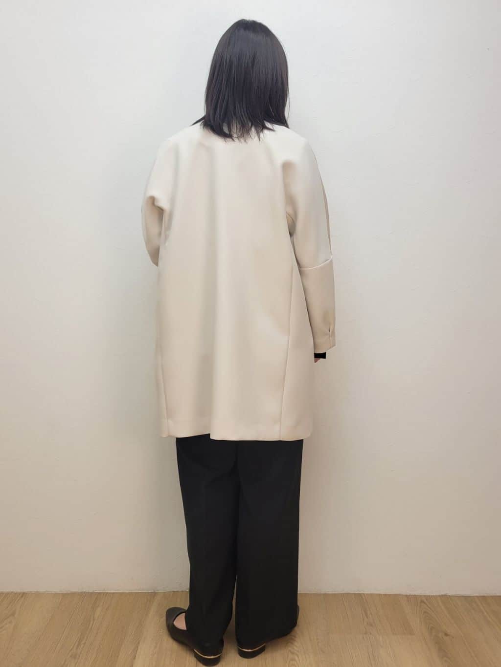 LISAさんの「OPAQUE.CLIP｜《通勤／セットアップ対応》 Vネックジャケット／ダブルクロス【洗濯機OK】」を使ったコーディネート