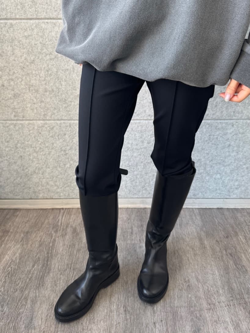 designer yukaさんの「CODE A｜half zip sweat mini dress」を使ったコーディネート